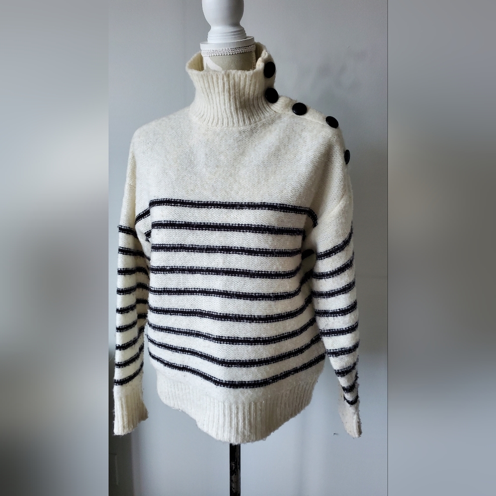 Oversized wool blend sweater